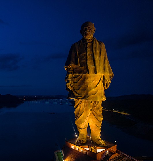 Spectacular Statue of Unity Evening Laser Light Show
