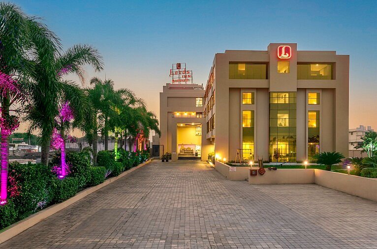 Premium Gujarat Hotel Stays